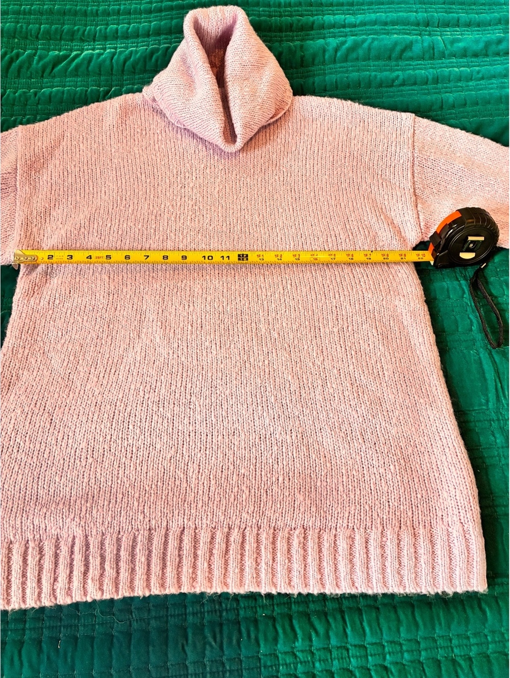 G.I.L.I. Women's Lavender Turtleneck Pullover Sweater Size S/M